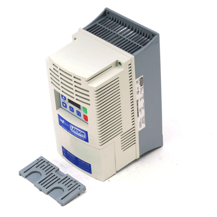 AC Drives, 7.5 HP, 480/590 V, 9 Amps