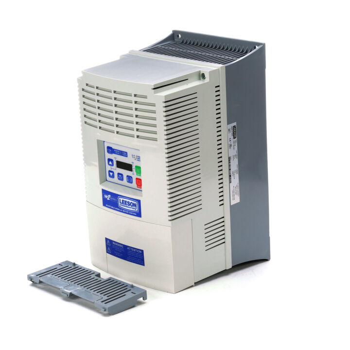 AC Drives, 15 HP, 480/590 V, 17 Amps